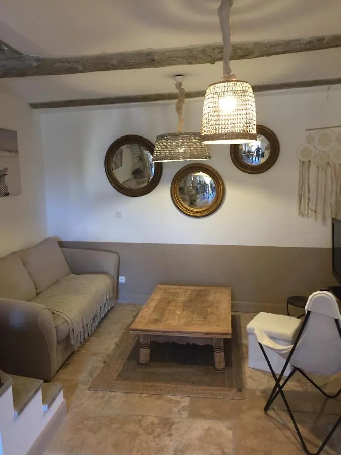 Appartement Chez Enzo à Pierrevert France